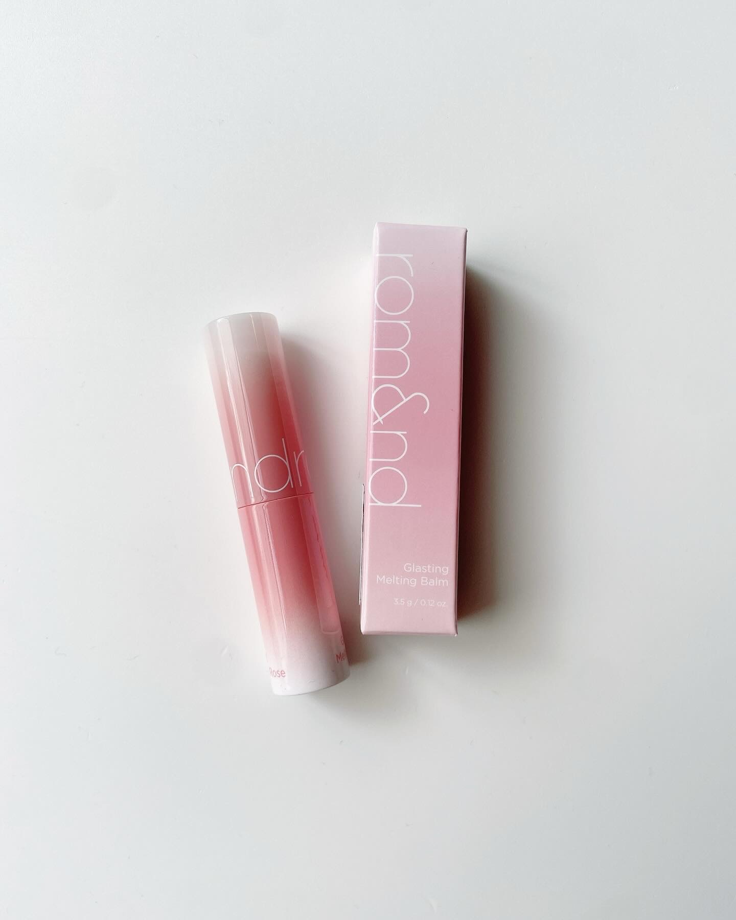 グラスティングメルティングバーム/rom&nd/リップバームを使ったクチコミ（2枚目）