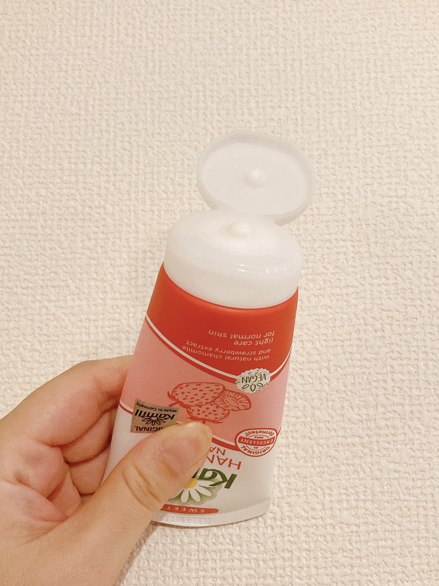 ハンド＆ネイルクリーム  スウィーティー 75ML/カミール/ハンドクリームを使ったクチコミ（3枚目）