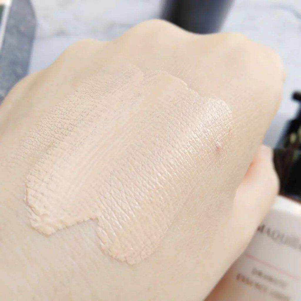 ドラマティックエッセンスリキッド/マキアージュ/リキッドファンデーションを使ったクチコミ（3枚目）