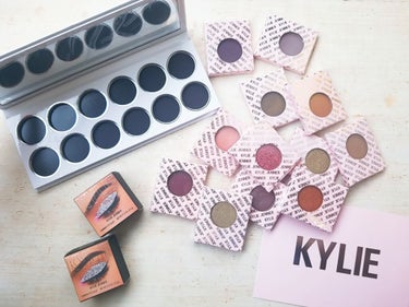 Empty-White Palette Kylie Cosmetics