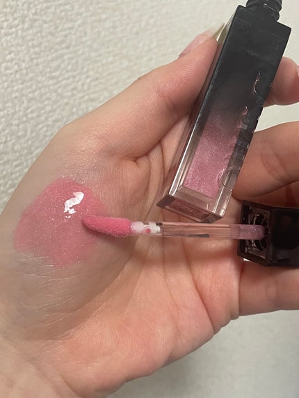 ボリュームパールキッスグロス/Dinto/リップグロスを使ったクチコミ(4枚目)