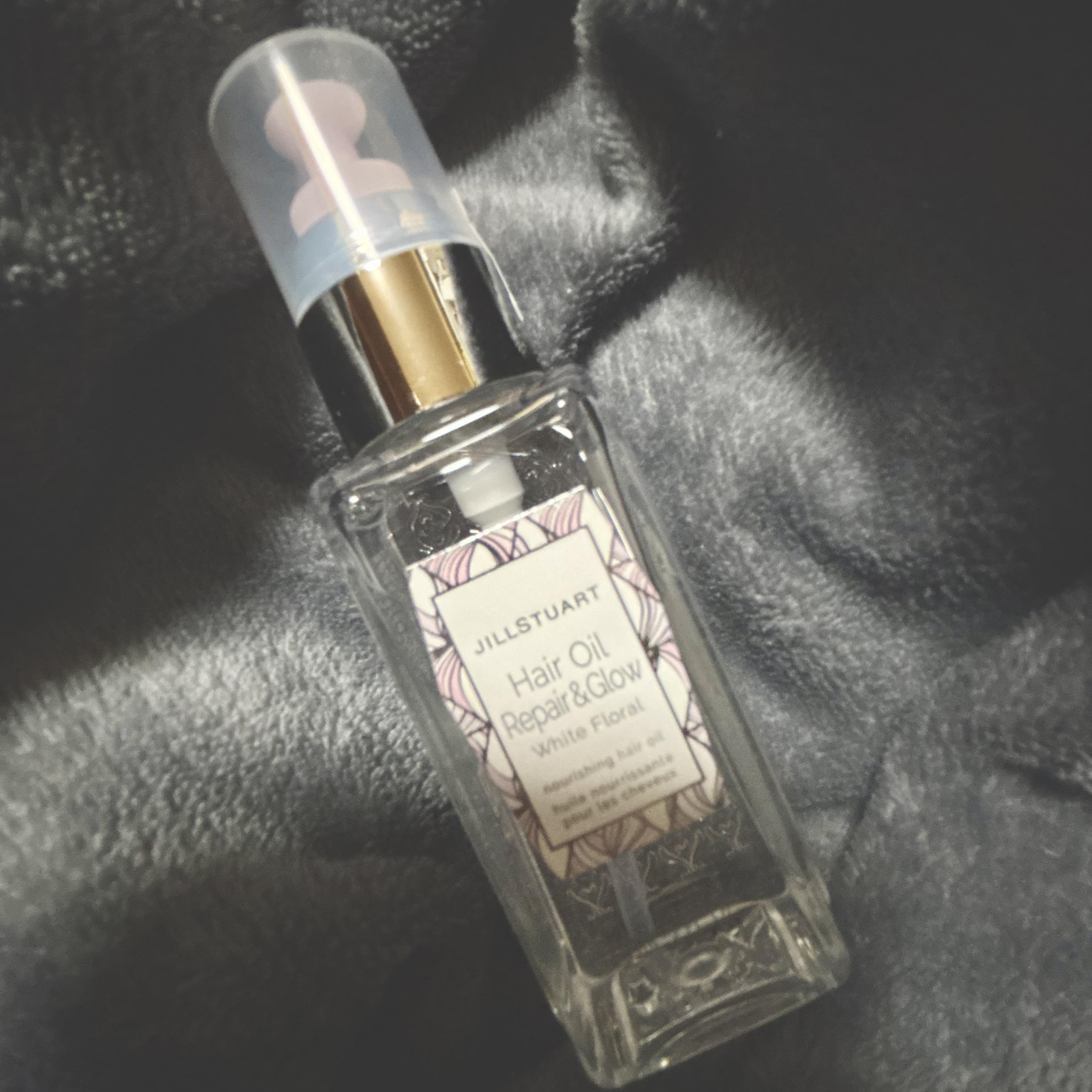 ヘアオイル リペア＆グロウ　ホワイトフローラル/JILL STUART/ヘアオイルを使ったクチコミ（1枚目）