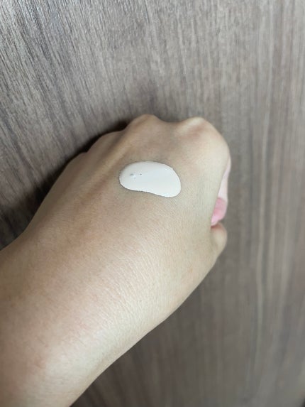 フィーファンデーションガラス/fwee/リキッドファンデーションを使ったクチコミ(3枚目)