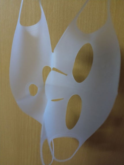 シリコーン潤マスク 3D/DAISO/その他スキンケアグッズを使ったクチコミ(2枚目)