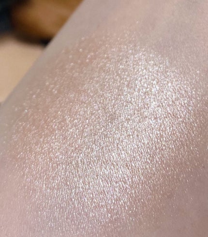 &be ルミナイジングパウダー/&be/パウダーハイライトを使ったクチコミ(4枚目)