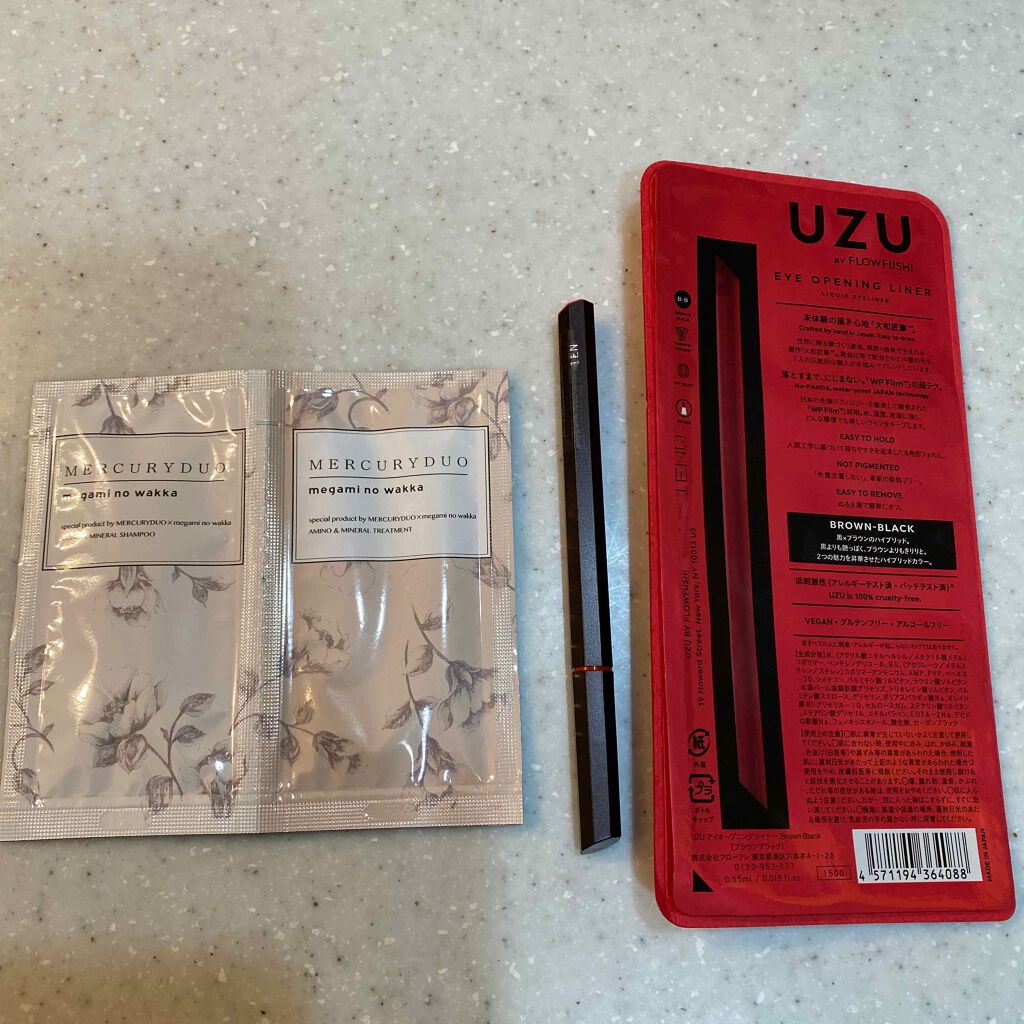 EYE OPENING LINER/UZU BY FLOWFUSHI/リキッドアイライナーを使ったクチコミ（1枚目）