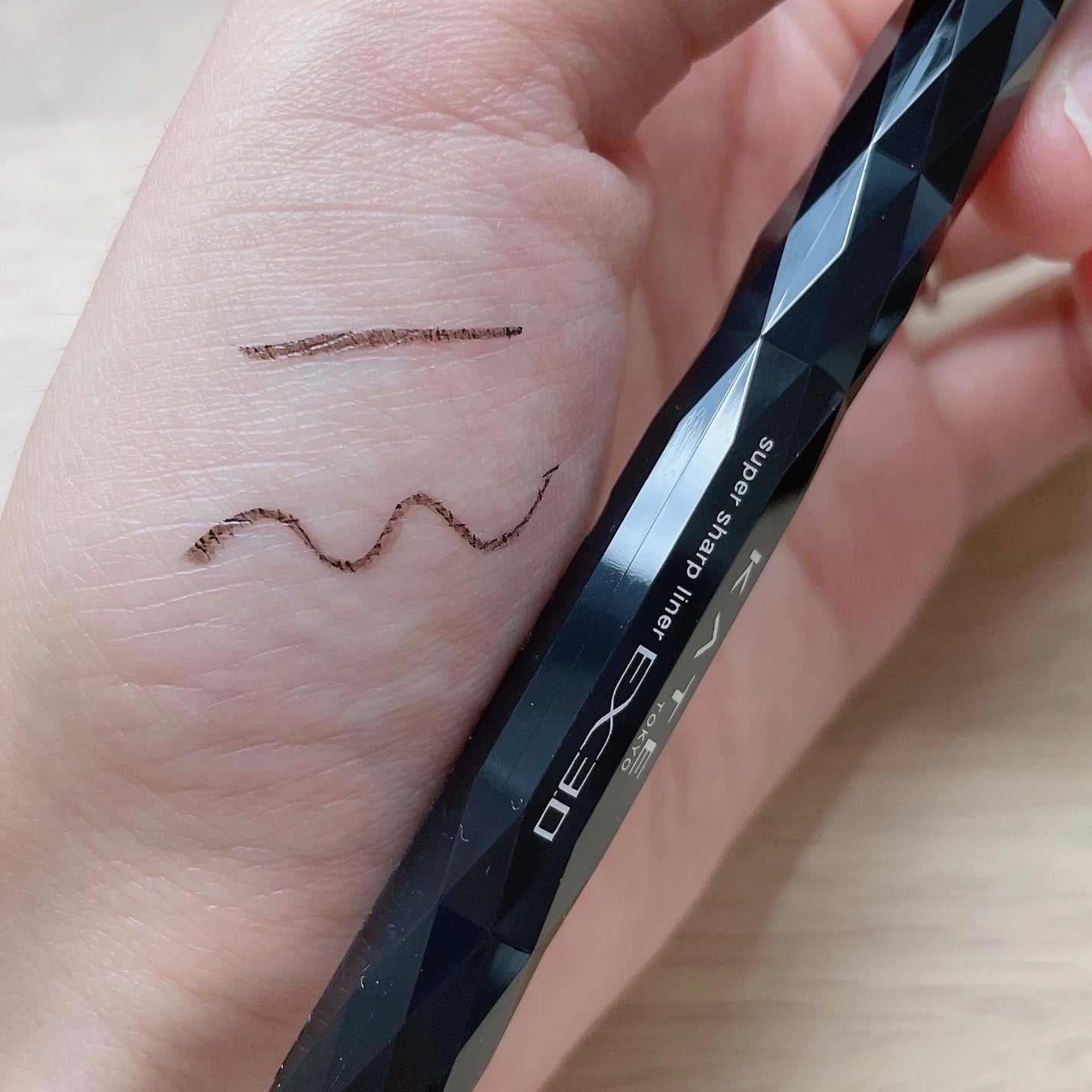 スーパーシャープライナーEX2.0/KATE/リキッドアイライナーを使ったクチコミ(4枚目)