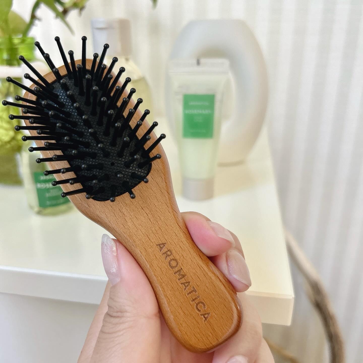 ローズマリールートエンハンサー/AROMATICA/頭皮ローションを使ったクチコミ（2枚目）