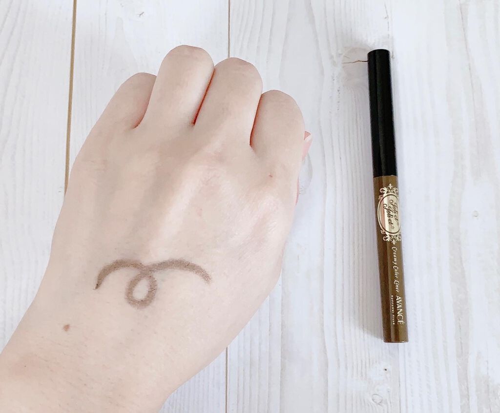 アヴァンセ ジョリ・エ ジョリ・エ クリーミィカラーライナー/アヴァンセ/ペンシルアイライナーを使ったクチコミ(5枚目)