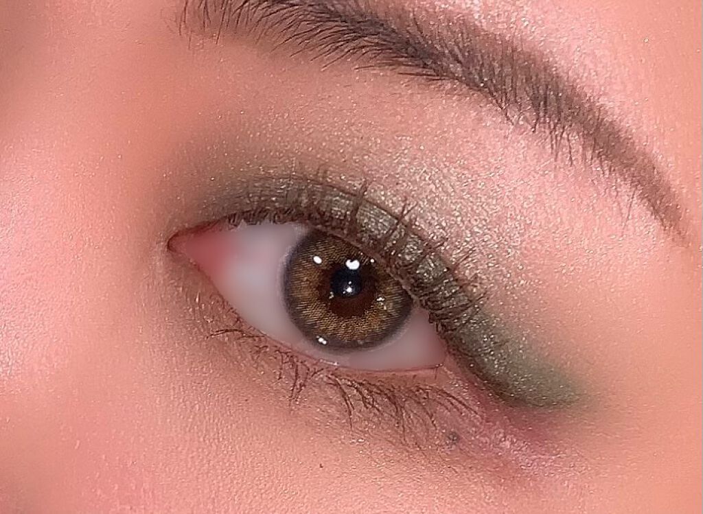 試してみた】Prismic Eyeshadow Palette 18 Colours BYREDOの