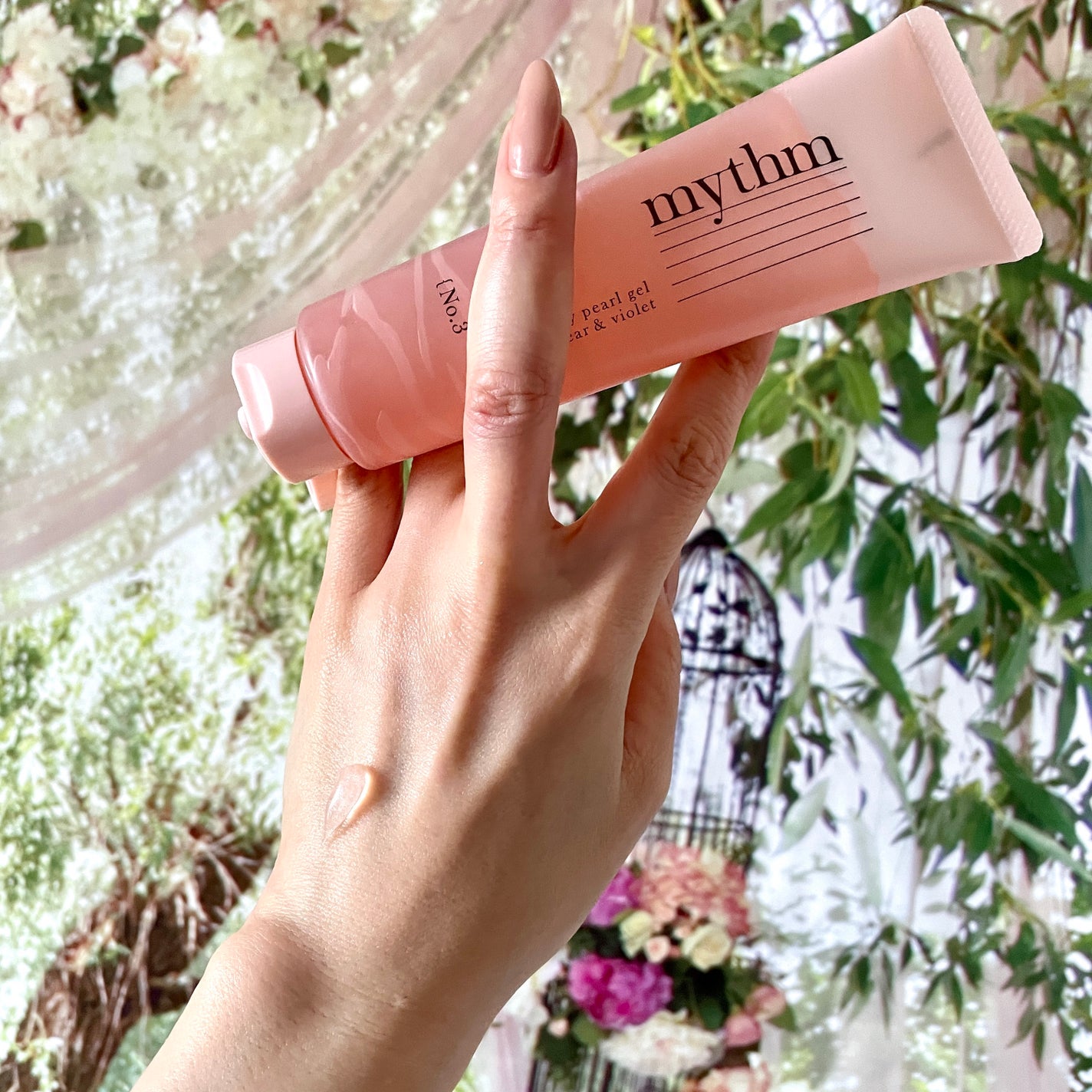 Shiho Arai on LIPS 「mythm マルチユースヘアオイル ディープモイスト青山テルマ..」(2枚目)