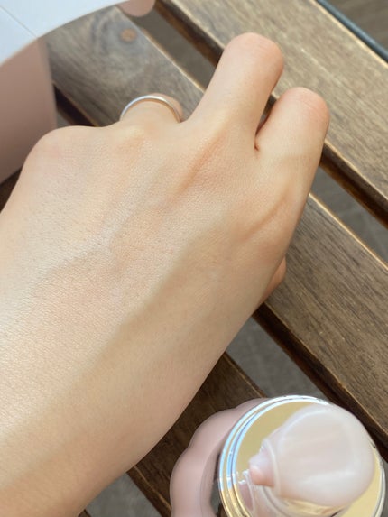 ジルスチュアート イルミネイティング セラムプライマー UV/JILL STUART/化粧下地を使ったクチコミ(4枚目)