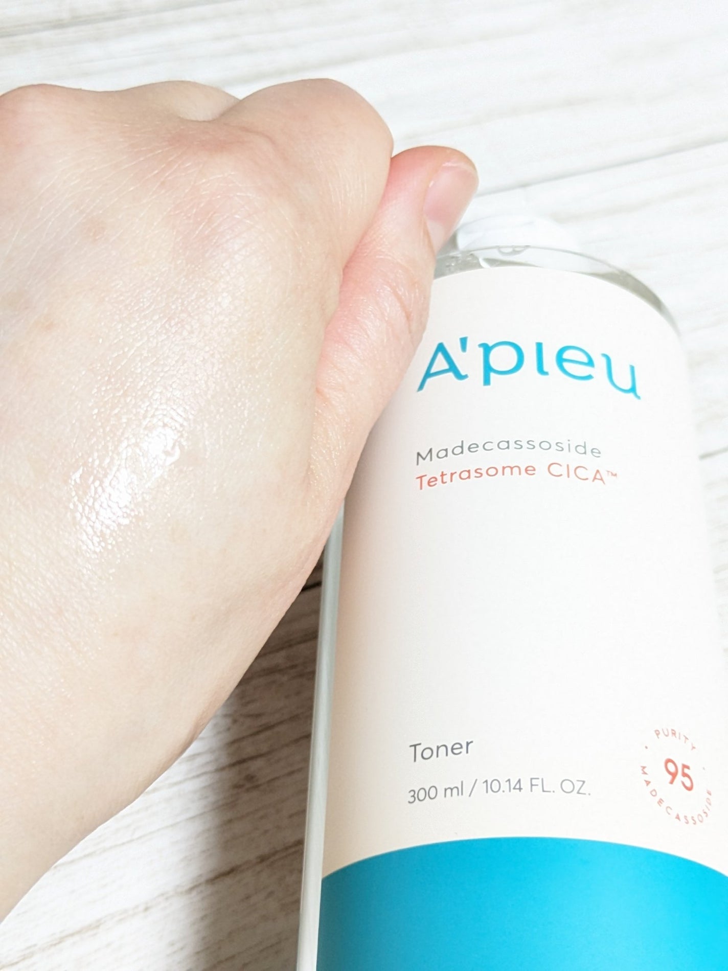 アピュー テトラソーム CICA化粧水/A’pieu/化粧水を使ったクチコミ(2枚目)