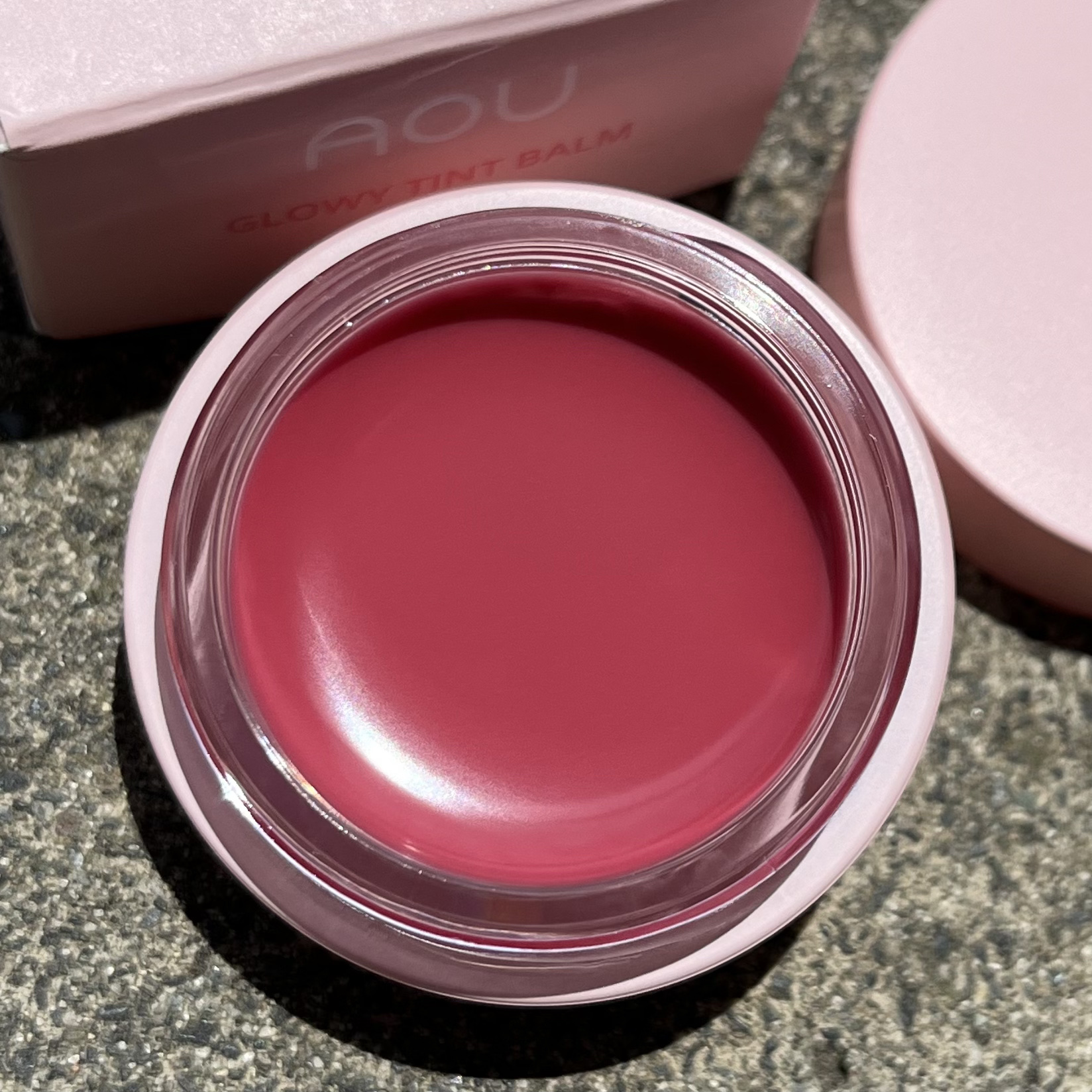 GLOWY TINT BALM/AOU/リップグロスを使ったクチコミ（3枚目）