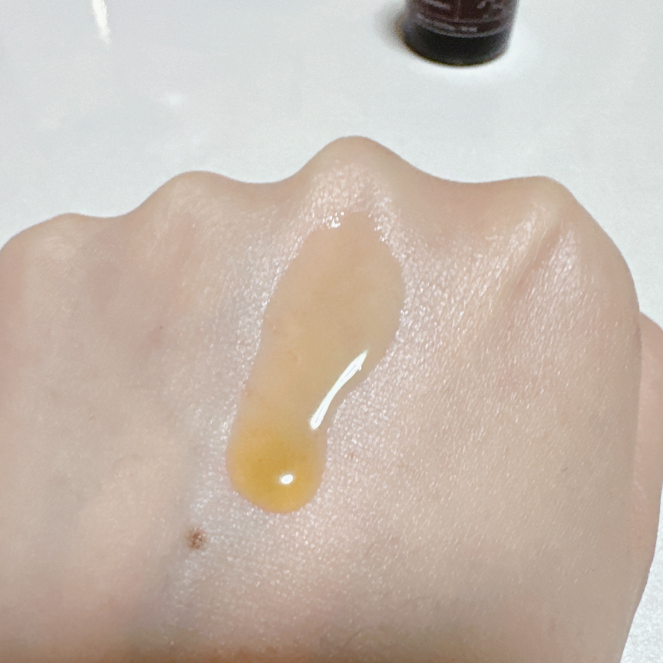 ビタホワイトニングシナジーC.E.F.アンプル/Celladix/美容液を使ったクチコミ（3枚目）