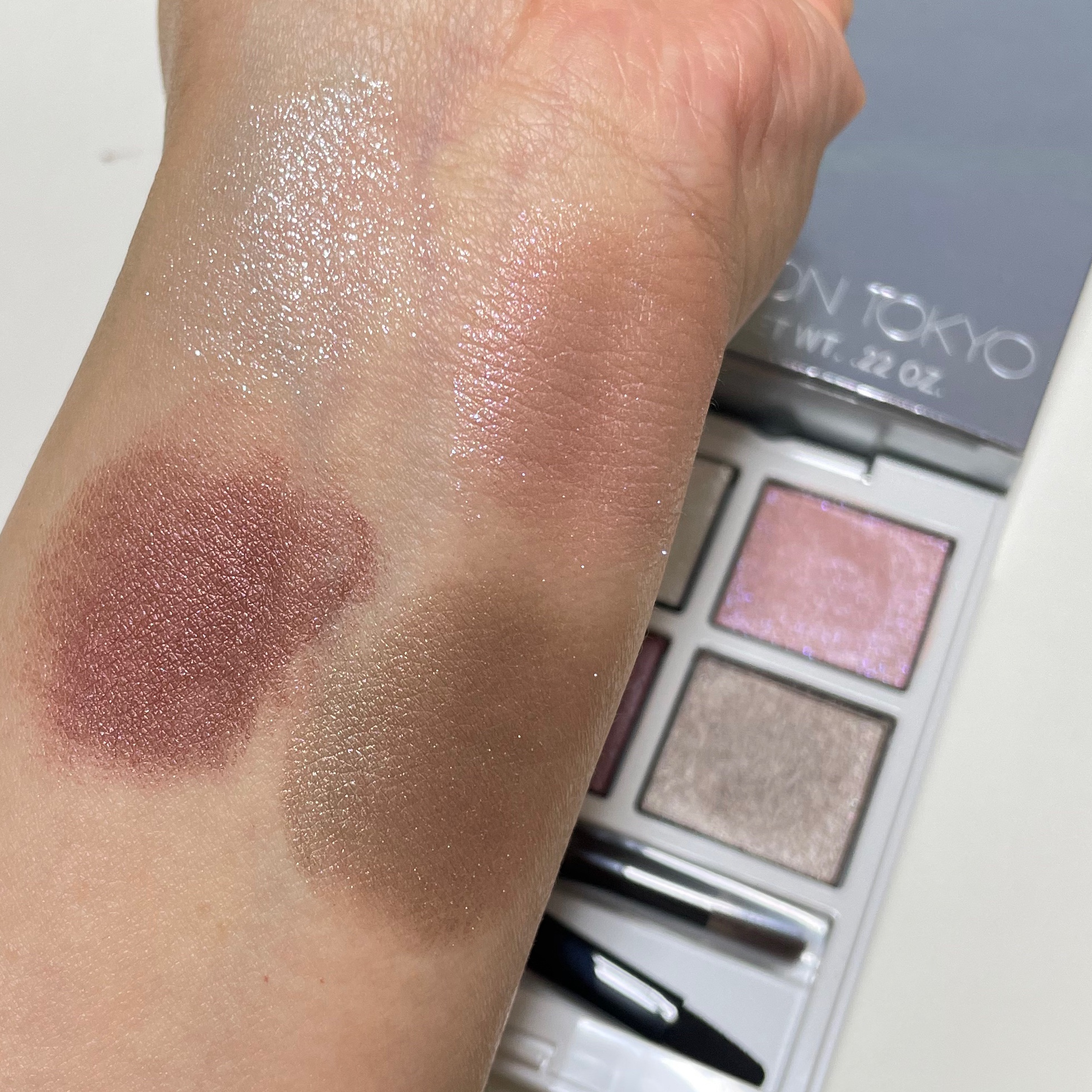 アディクション ザ アイシャドウ パレット “アウト オブ ユア シェル” 101 Amethyst Sea/ADDICTION/アイシャドウパレットを使ったクチコミ（3枚目）