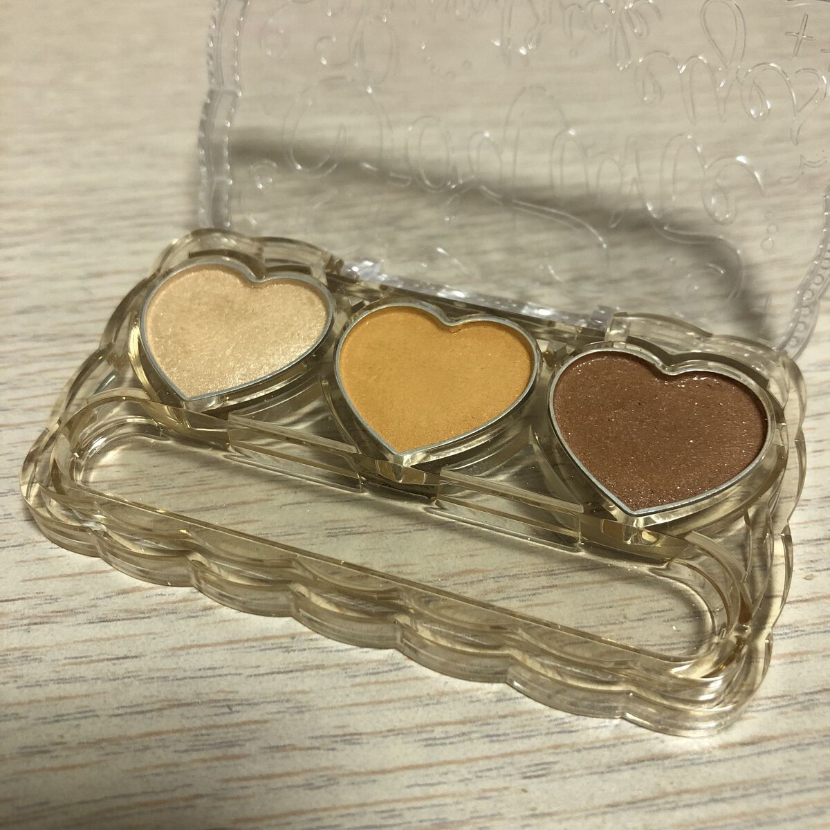 ドーリーフィール アイカラー 02（ハニーキャメル）/フォーチュン/アイシャドウパレットを使ったクチコミ（3枚目）