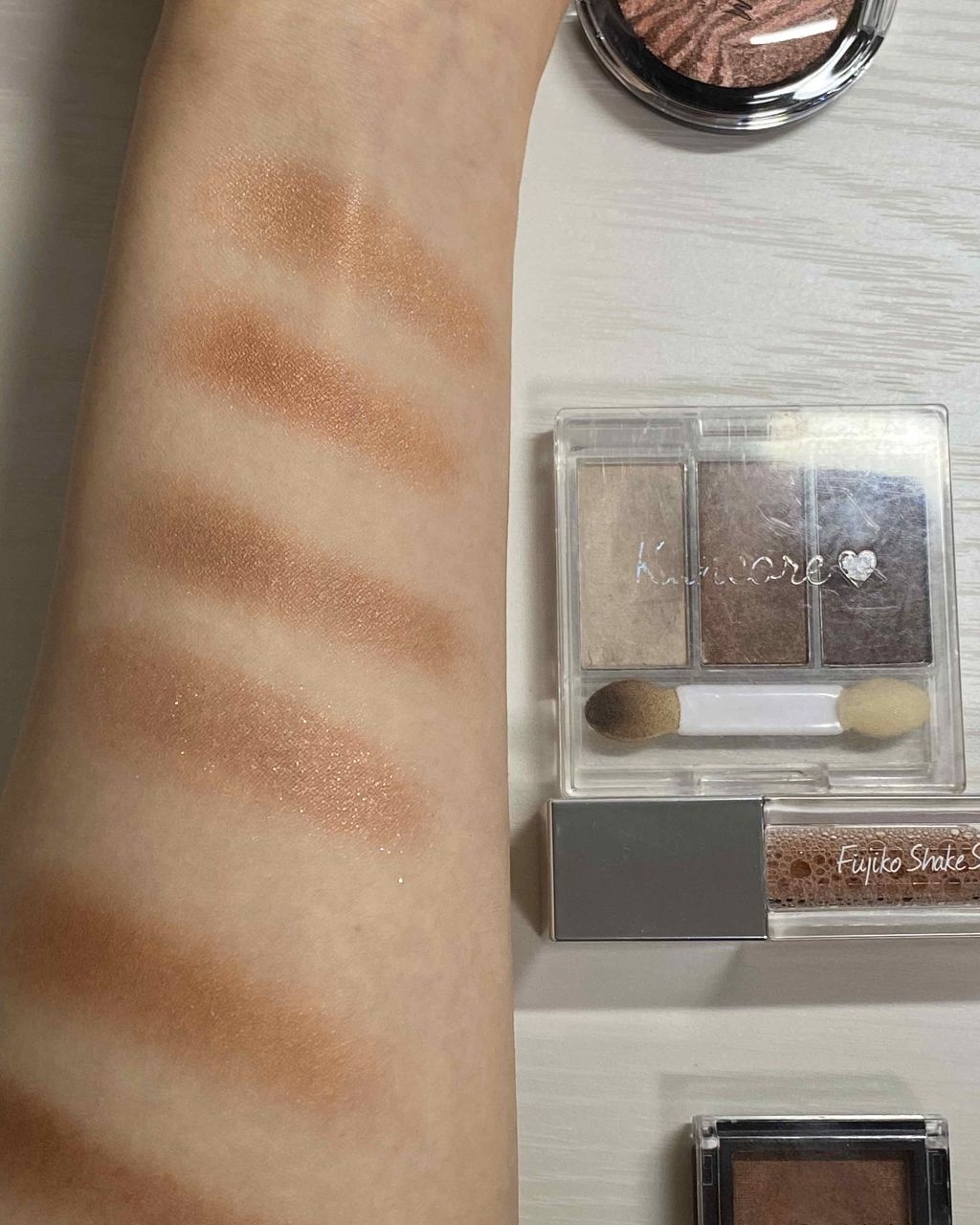 UR GLAM　POWDER EYESHADOW/U R GLAM/単色アイシャドウを使ったクチコミ（3枚目）