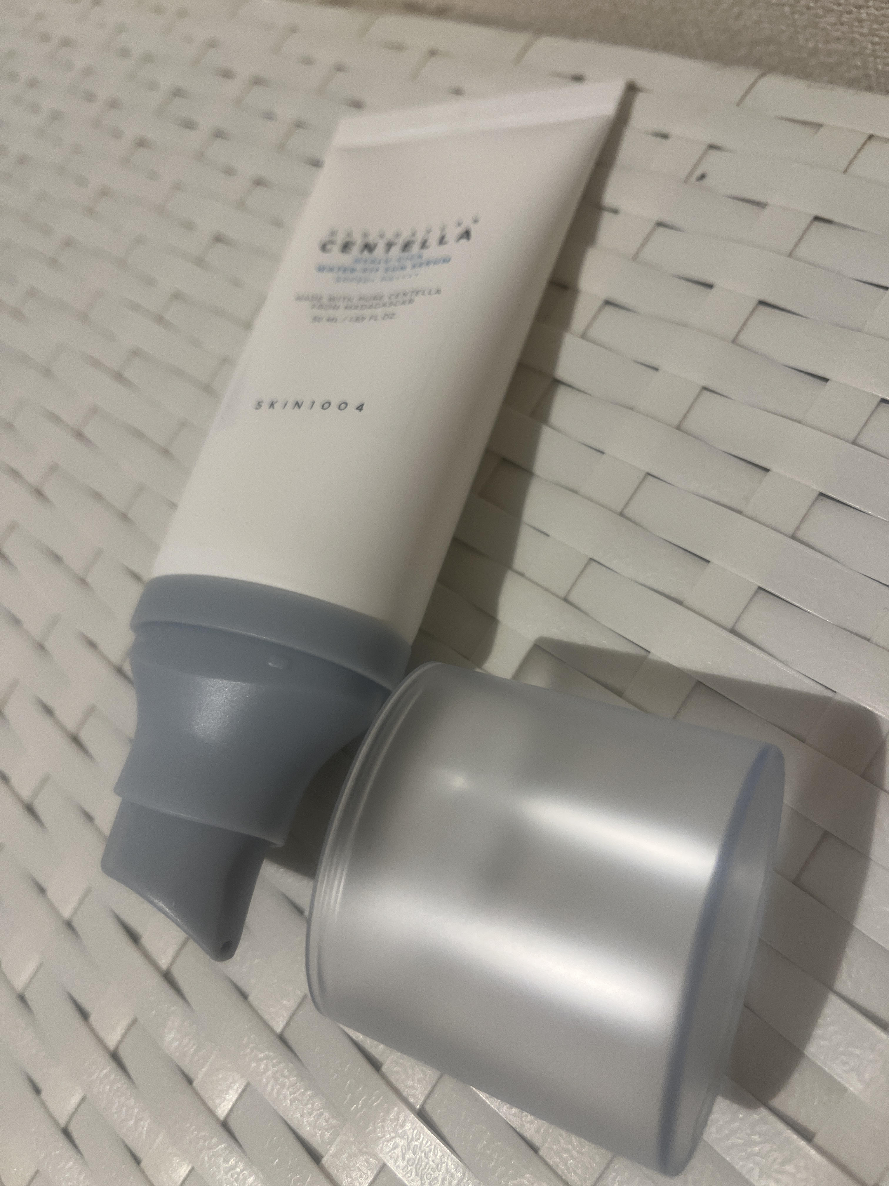 ヒアルーシカ ウォーターフィット サンセラム/SKIN1004/日焼け止めローションを使ったクチコミ（2枚目）