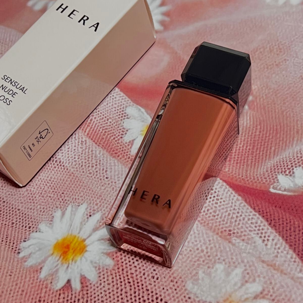 センシュアルヌードグロス/HERA/リップグロスを使ったクチコミ(1枚目)