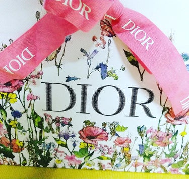 ルージュ ディオール 999S サテン/Dior/口紅を使ったクチコミ（3枚目）