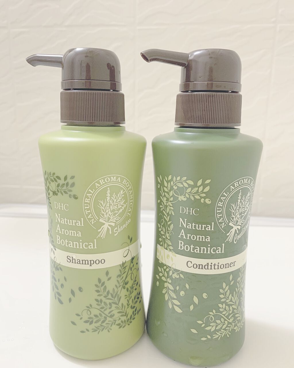 おうか on LIPS 「ナチュラルアロマボタニカルシャンプー・コンディショナー🌿少量で..」(1枚目)