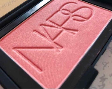 

NARS オーガズムシリーズ 5194番です💗

またそのうち投稿しますが、
オーガズムは３つ目なんです。笑

本当にオススメしたいチーク😭💗




この前のオーガズムシリーズで
発売されていたチ