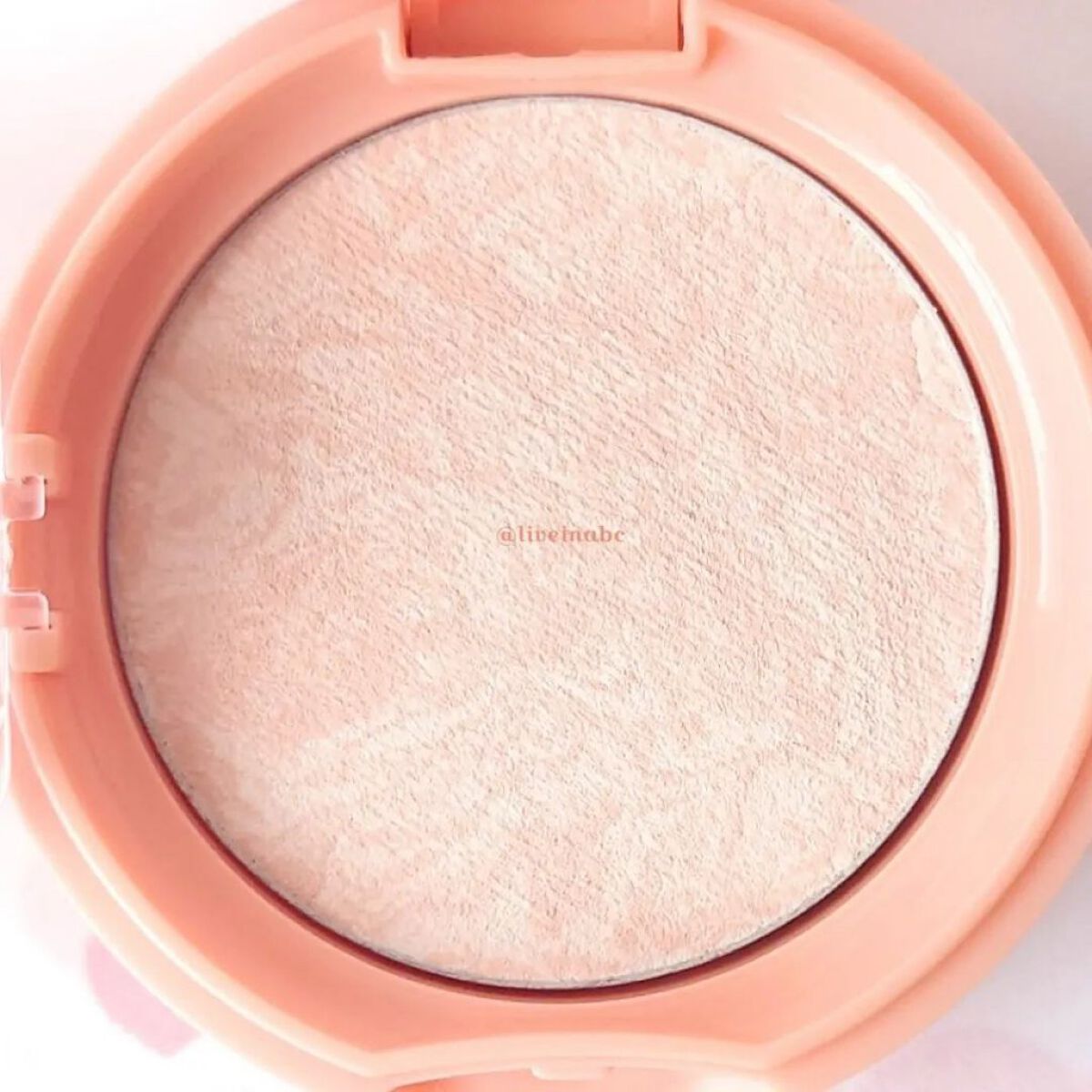 ジューシーパン グロッシージェリーハイライター/A’pieu/クリームハイライトを使ったクチコミ（3枚目）