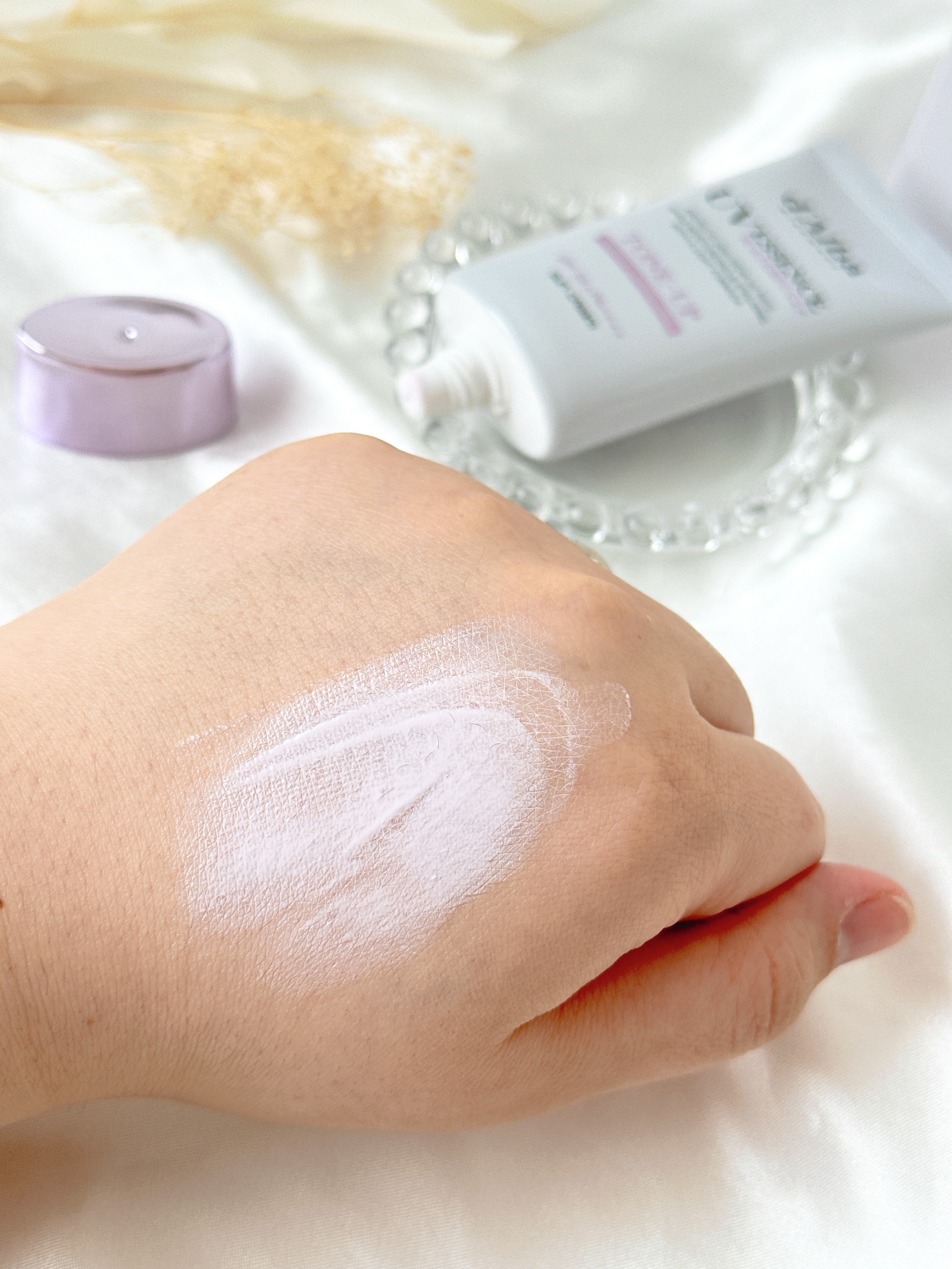 ダルバ ウォータフル トーンアップ サンクリーム(パープル)/ダルバ/日焼け止めクリームを使ったクチコミ（3枚目）