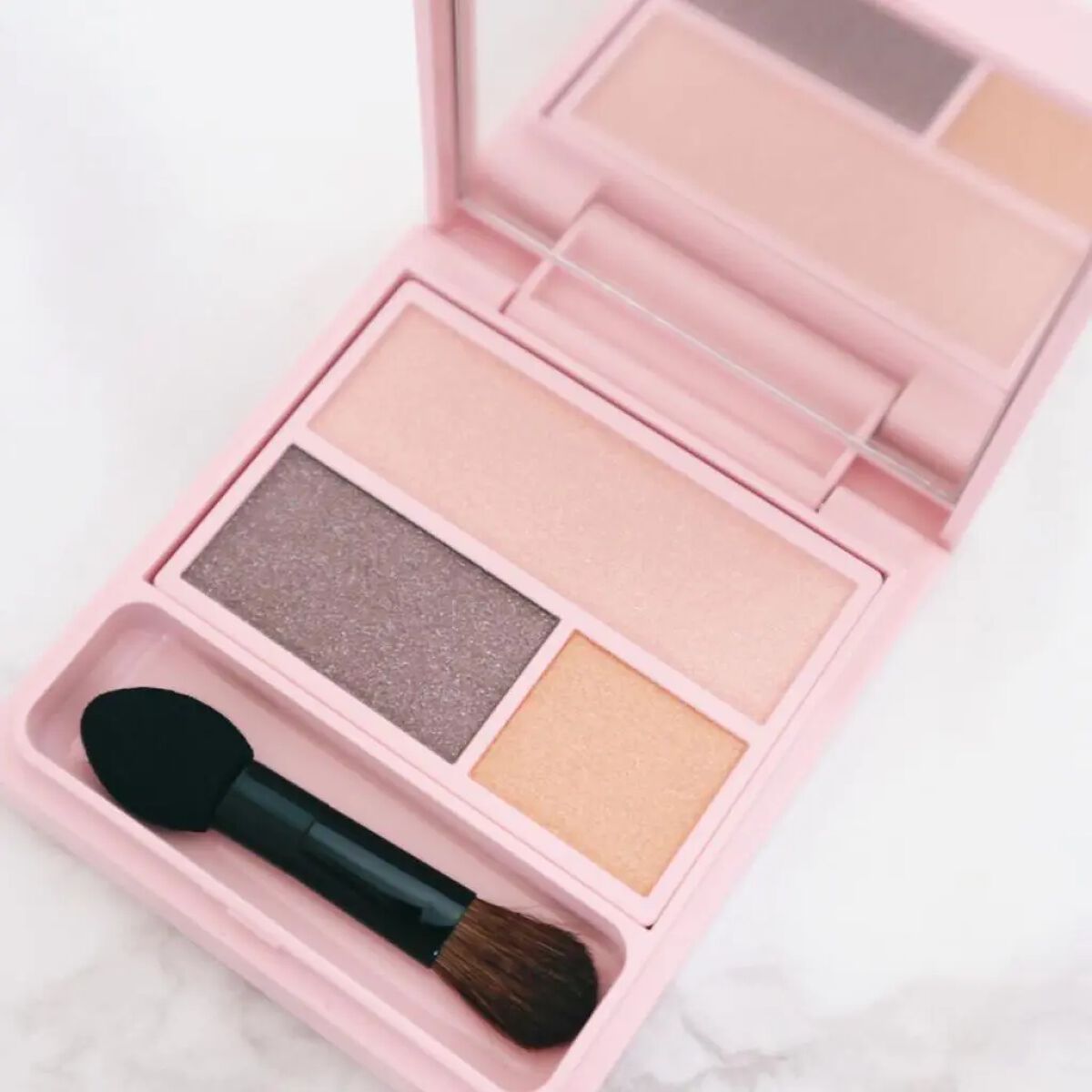 フーミー アイシャドウパレット O.B