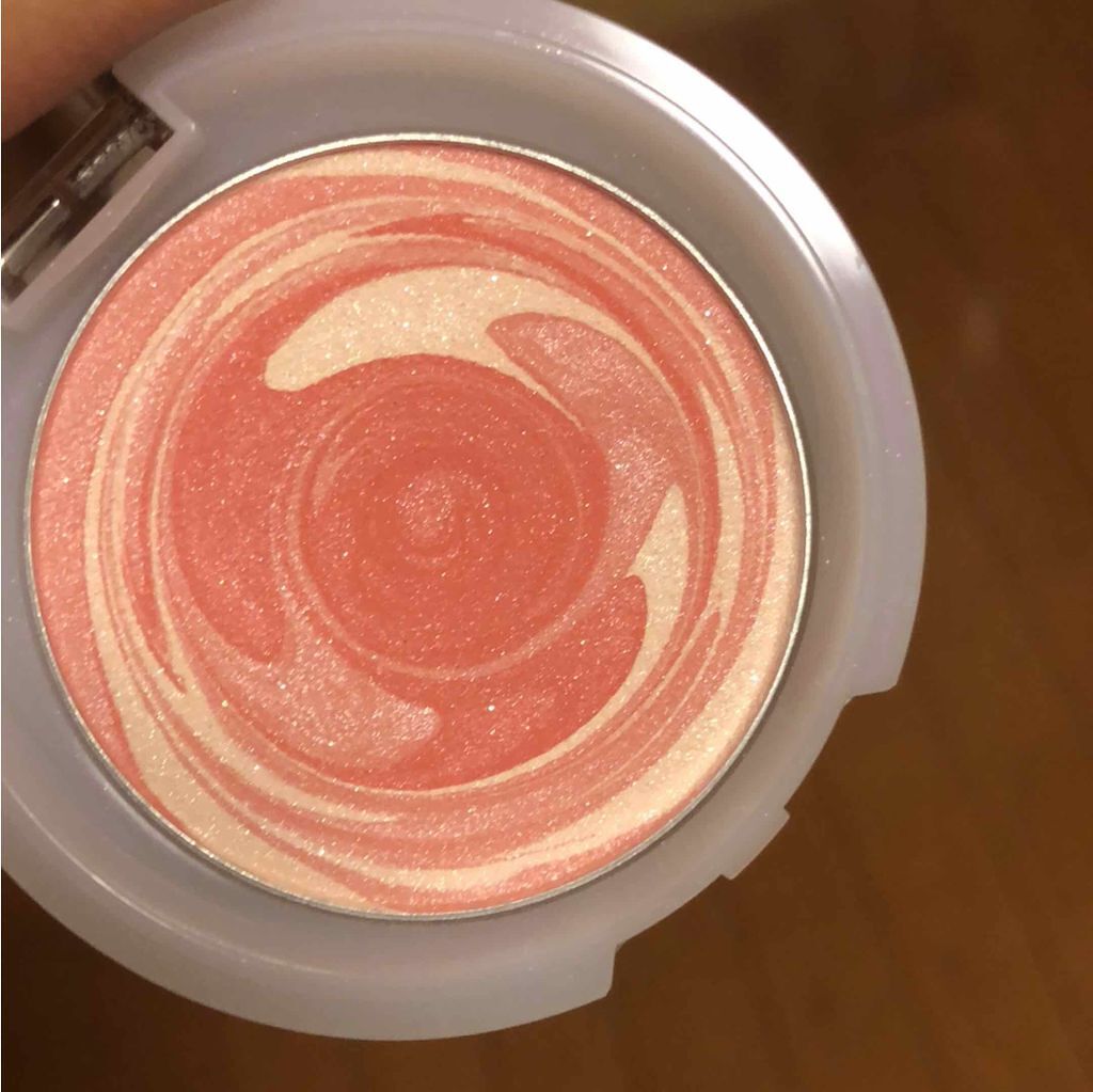 グラデーション チーク/パラドゥ/パウダーチークを使ったクチコミ(2枚目)