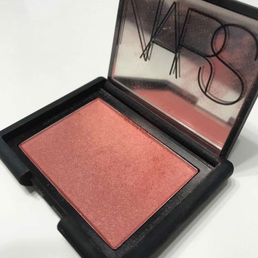 NARS ブラッシュ 4022
NARS ヴォワヤジュール アイシャドーパレット1194

NARSのチークとアイシャドウをゲットしたので、久しぶりの投稿！手持ちのコスメがネタ切れで、全然UPできなかっ