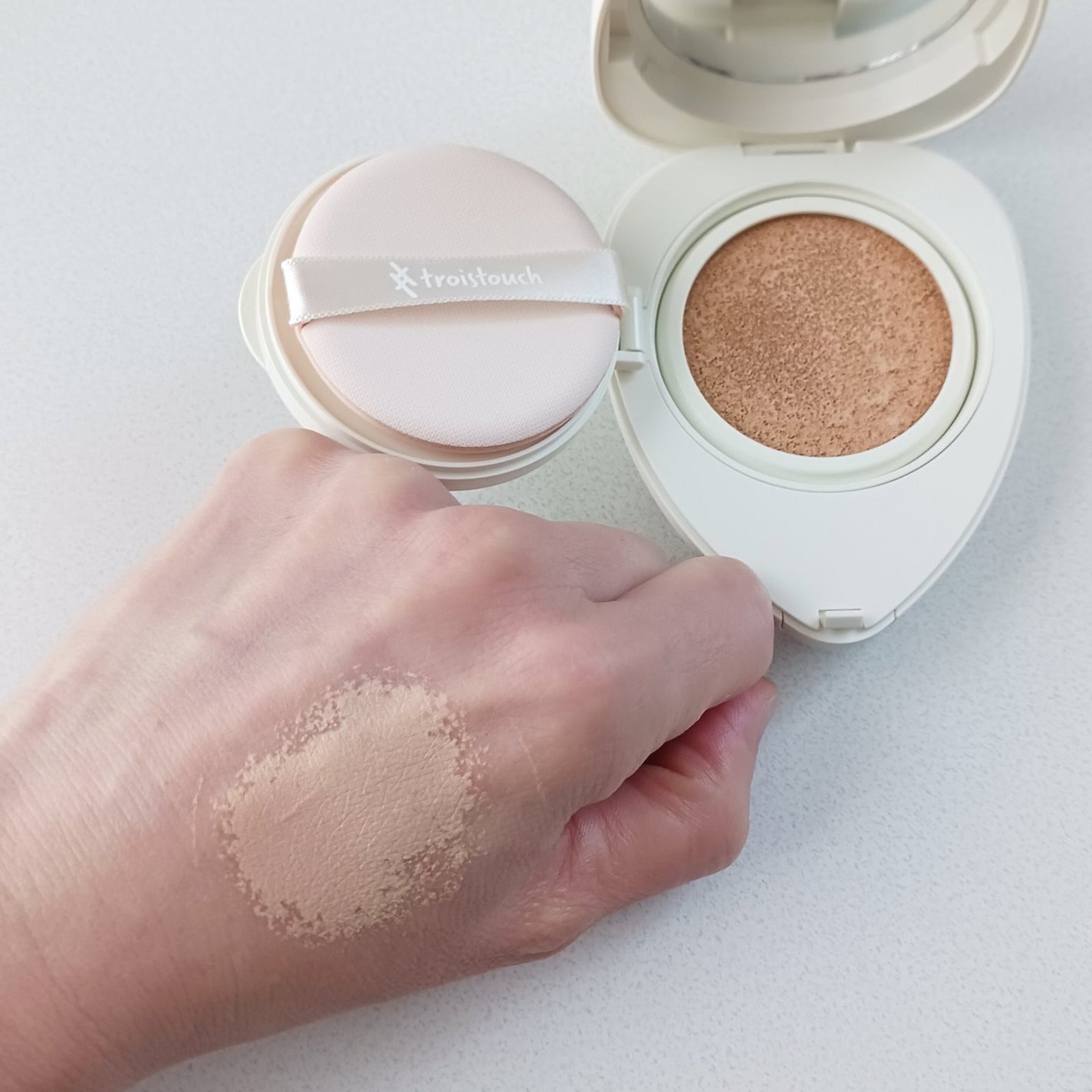 トワタッチ ハートクッション マットカバー/troistouch/クッションファンデーションを使ったクチコミ(3枚目)