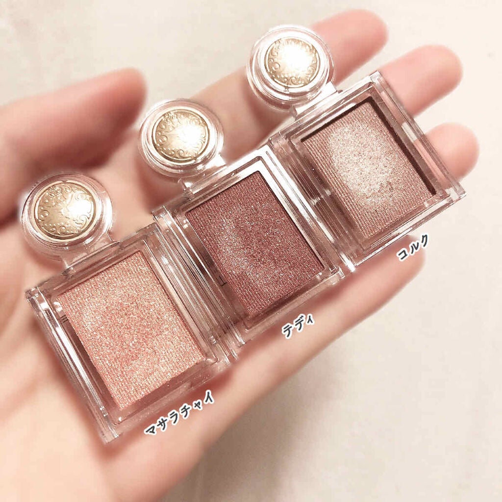 シャドーカスタマイズ/MAJOLICA MAJORCA/単色アイシャドウを使ったクチコミ(2枚目)