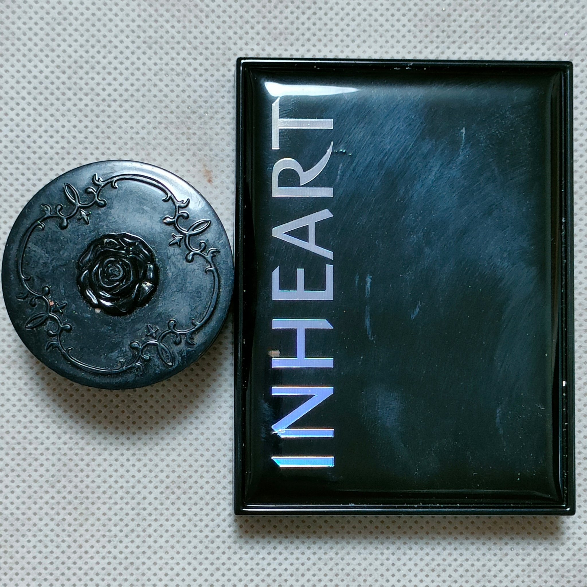 アイ グリッター/ANNA SUI/単色アイシャドウを使ったクチコミ（2枚目）