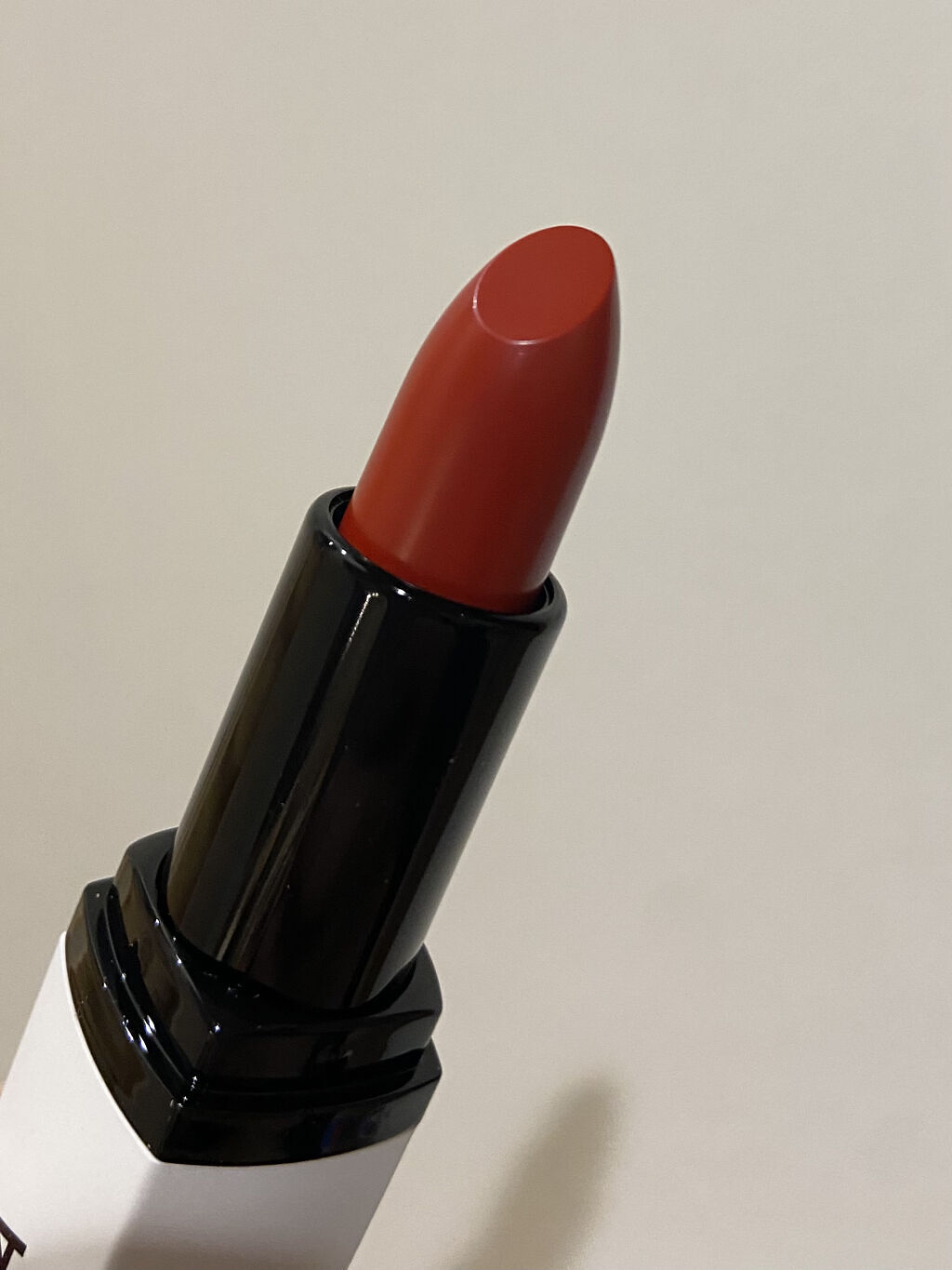 ウォータリーシアー リップスティック/Laka/口紅を使ったクチコミ（3枚目）