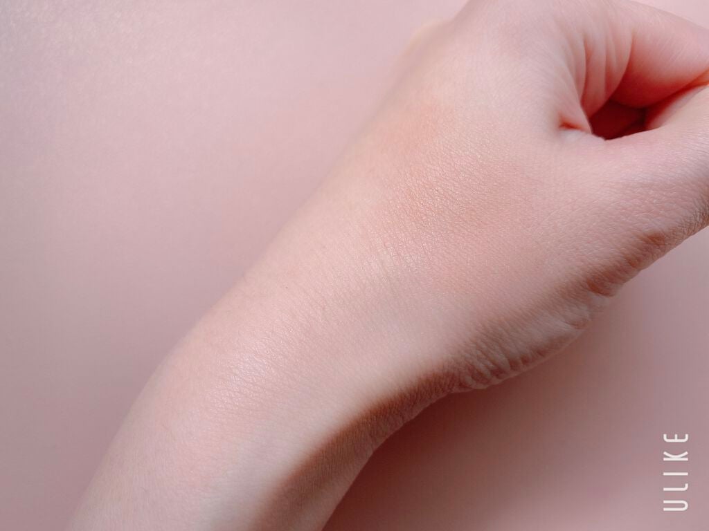 ゆに on LIPS 「コスメデコルテのチーク初めて買ってしまいました🧡🍊いつもピンク..」(2枚目)