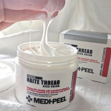 MEDIPEEL プレミアムナイテ スレッドネッククリームのクチコミ「＼首のシワに30日ケア／⁡
⁡⁡
⁡メディピール⁡
⁡プレミアムネッククリーム⁡
⁡⁡
⁡⁡
.....」（3枚目）