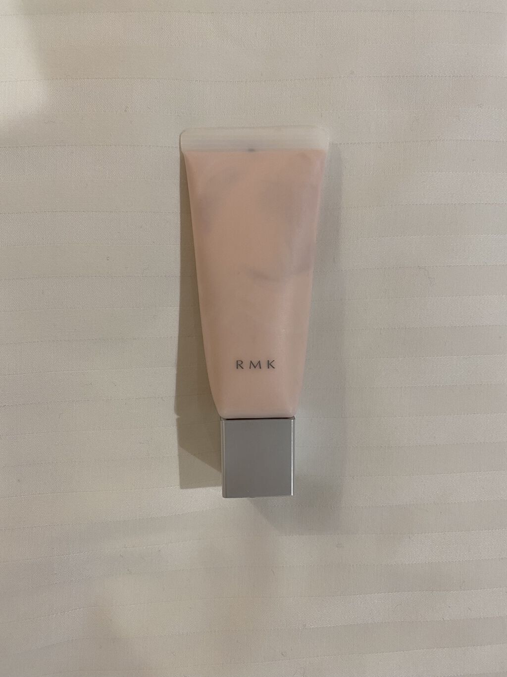 私の中で最近出会った化粧下地の中で
ヒットしたもの💗💗


気になる毛穴やニキビ跡など様々な
凹凸に合わせて変幻自在に形を変える
不思議な下地💡⸍⸍


気になってた毛穴がこんなに
目立たなくなるなんて、、
もっと早く出会いたかったわ