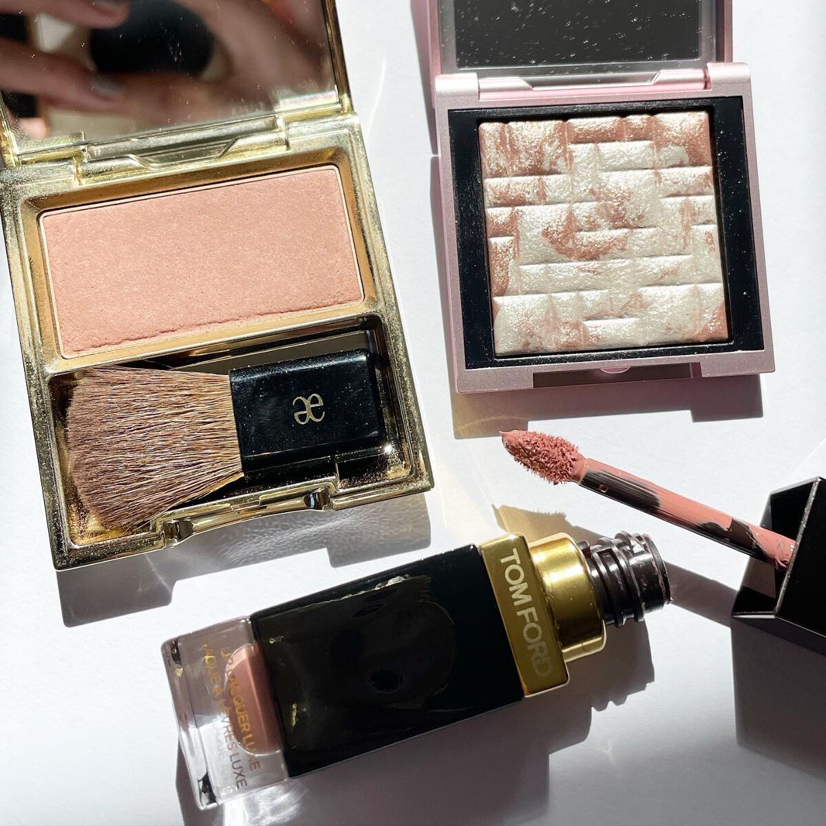 ダズルシャドウ/M・A・C/単色アイシャドウを使ったクチコミ(3枚目)