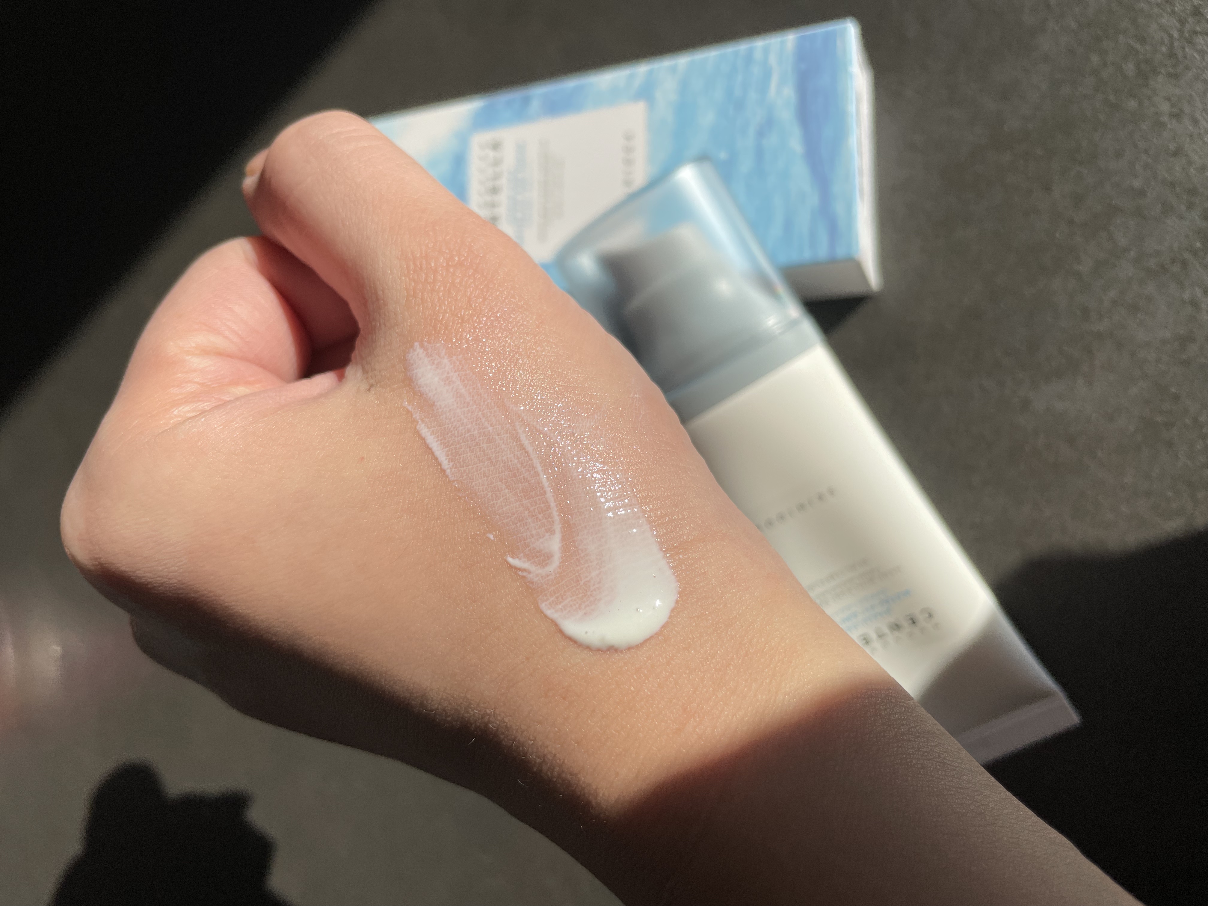 ヒアルーシカ ウォーターフィット サンセラム/SKIN1004/日焼け止めローションを使ったクチコミ（2枚目）