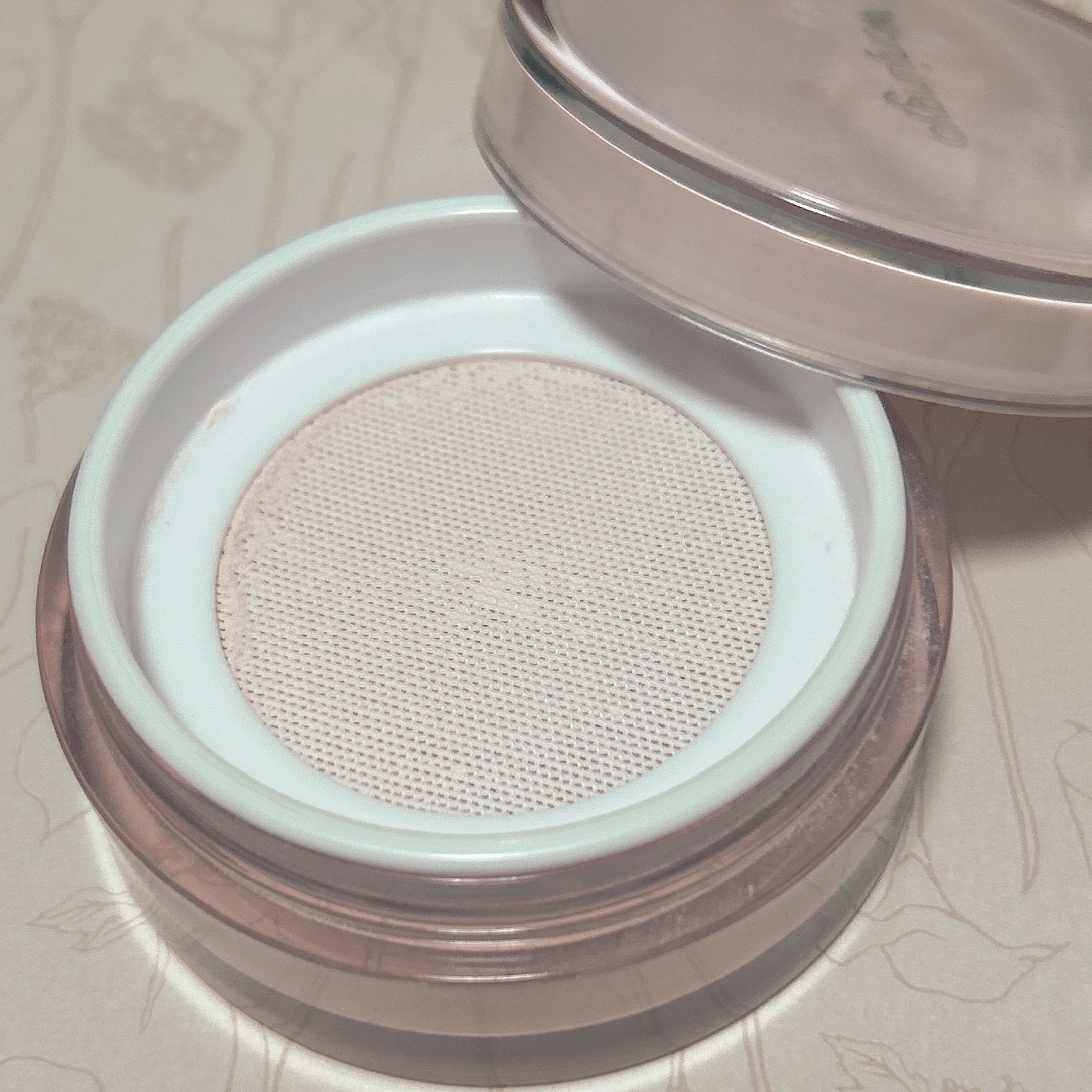 ウォンジョンヨ フィクシングブラーパウダー N 01 プレーンピンク/Wonjungyo/ルースパウダーを使ったクチコミ（2枚目）