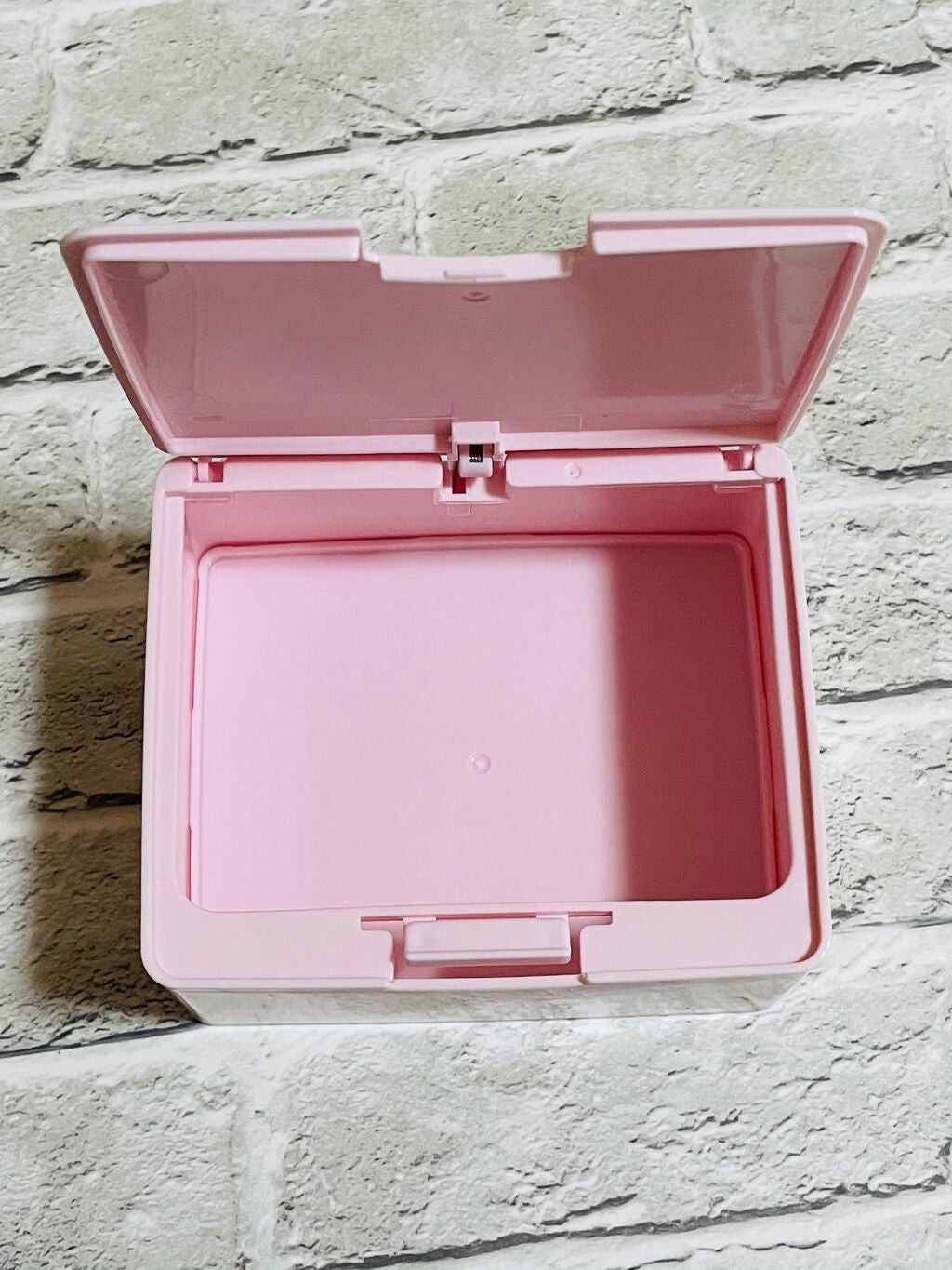 ひろろん on LIPS 「セリアワンプッシュ小物ケース☑︎マイメロ私はリップクリームと、..」(2枚目)