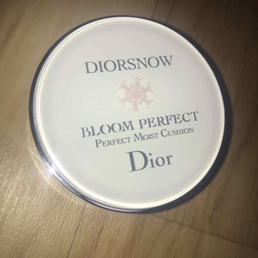 Dior スノーブルームパーフェクトのクチコミ「《Dior》スノーブルームパーフェクトクッション 005

以前からスノークッションを使用して.....」（1枚目）