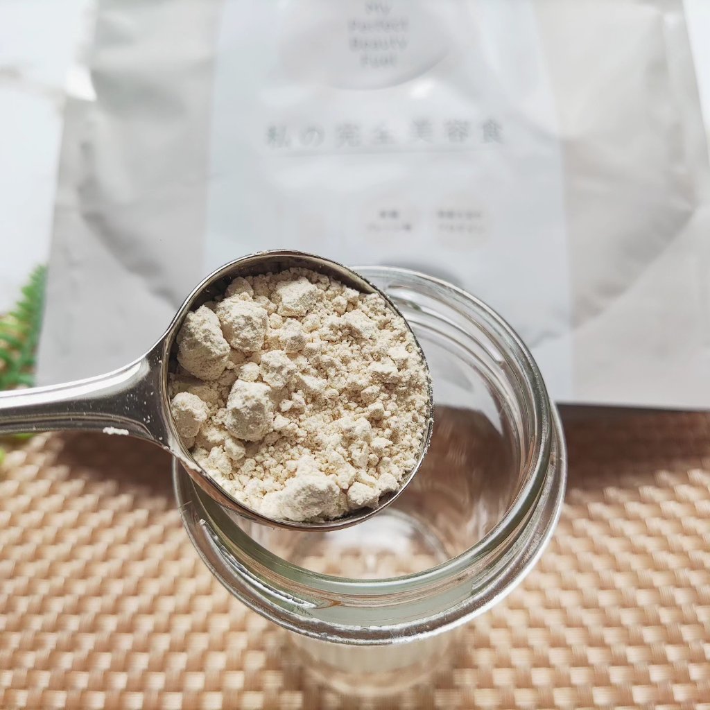 私の完全美容食 私の完全美容食 黒糖プレーン味 のクチコミ「黒糖味のおいしいプロテイン✨
＼『私の完全美容食』／

ピンクのパケがとっても可愛い♬

こち.....」（2枚目）