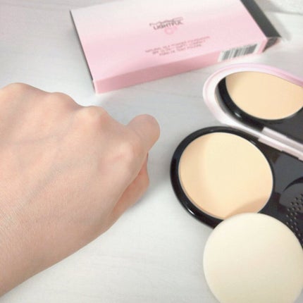 ライトフル C3 ナチュラル シルク パウダーファンデーション/M・A・C/パウダーファンデーションを使ったクチコミ(3枚目)