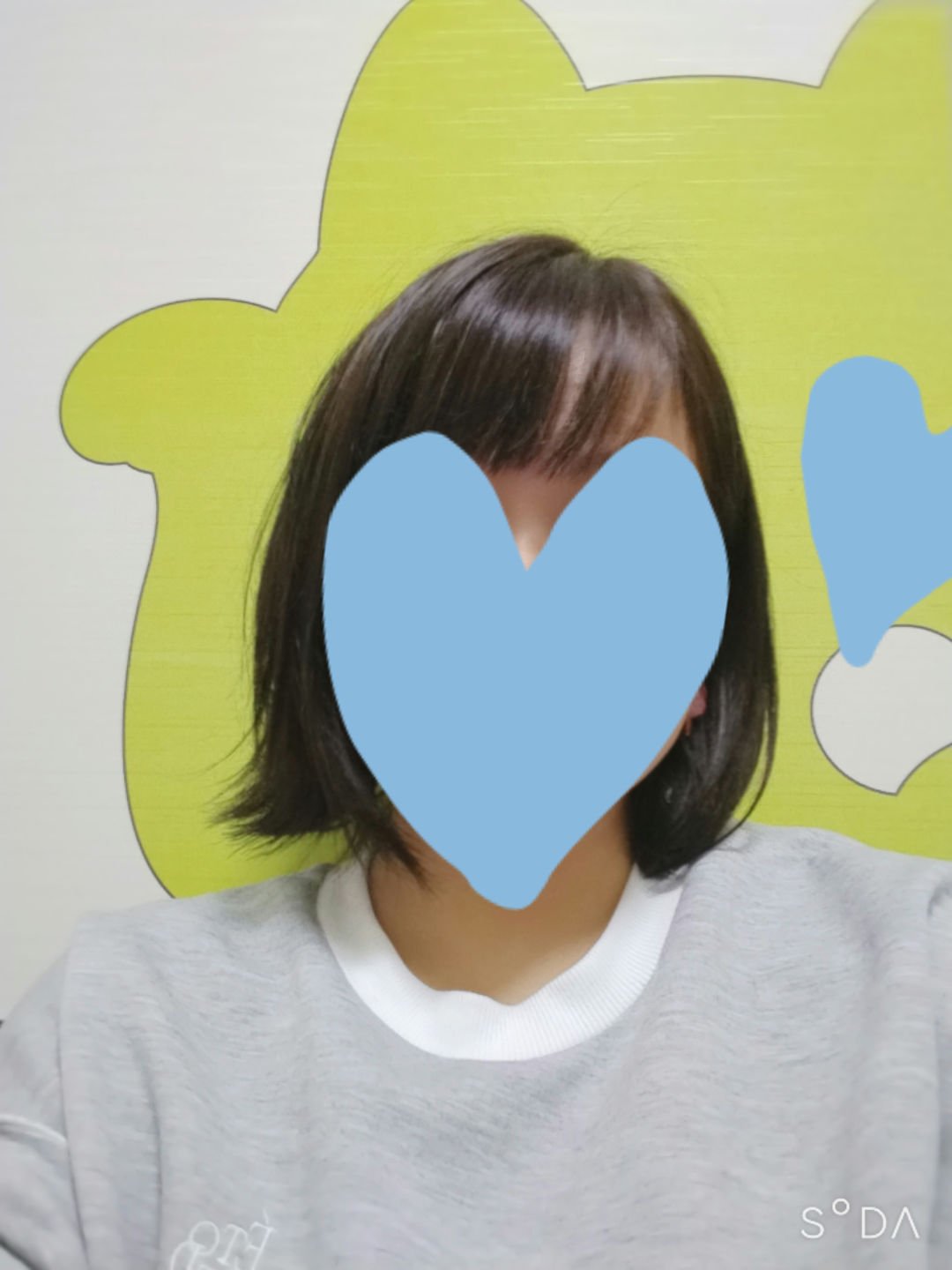 美容院いってきました。

色味をアッシュからでたくて、相談してベージュ系にしてもらいました。

髪もスッキリした💕

ちょっとはねるぐらいに