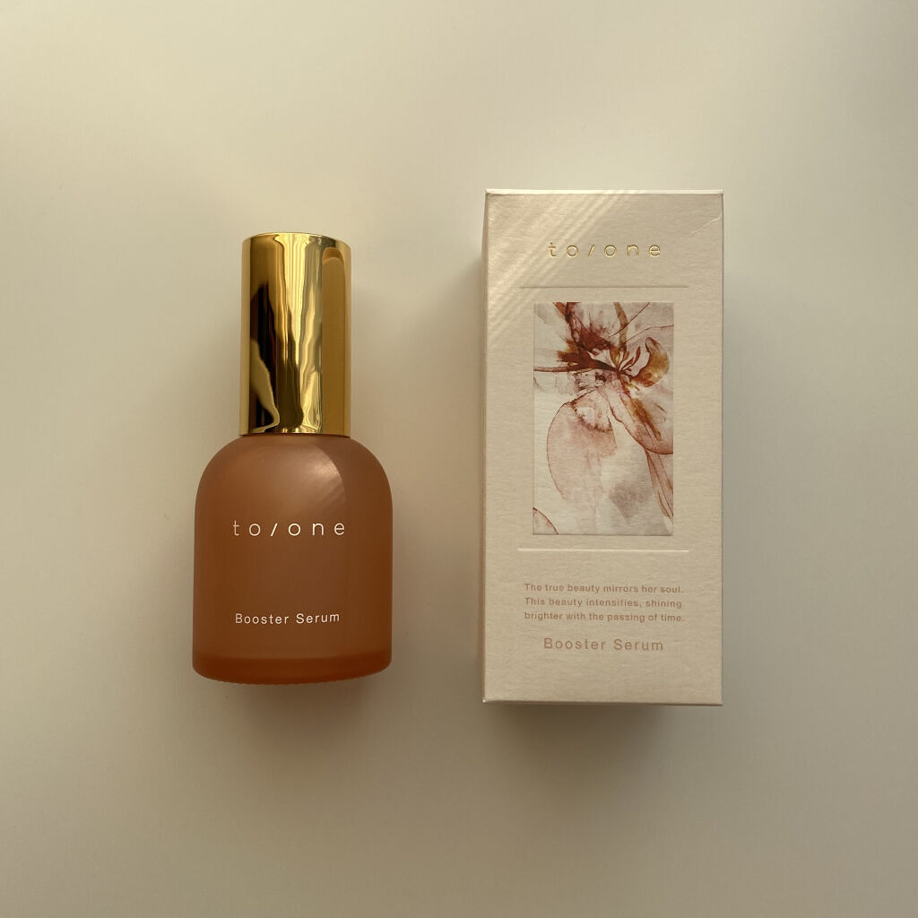 ベタつかないテクスチャがお気に入りの
ブースターセラム🍊

年中季節問わず使用でき、爽やかな香りが使い心地よく◎
程よく保湿してくれ、もっちりとした肌仕上がりに。
次に使用するスキンケアの浸透効果を高めてくれます◎

敏感肌ですが肌トラブ