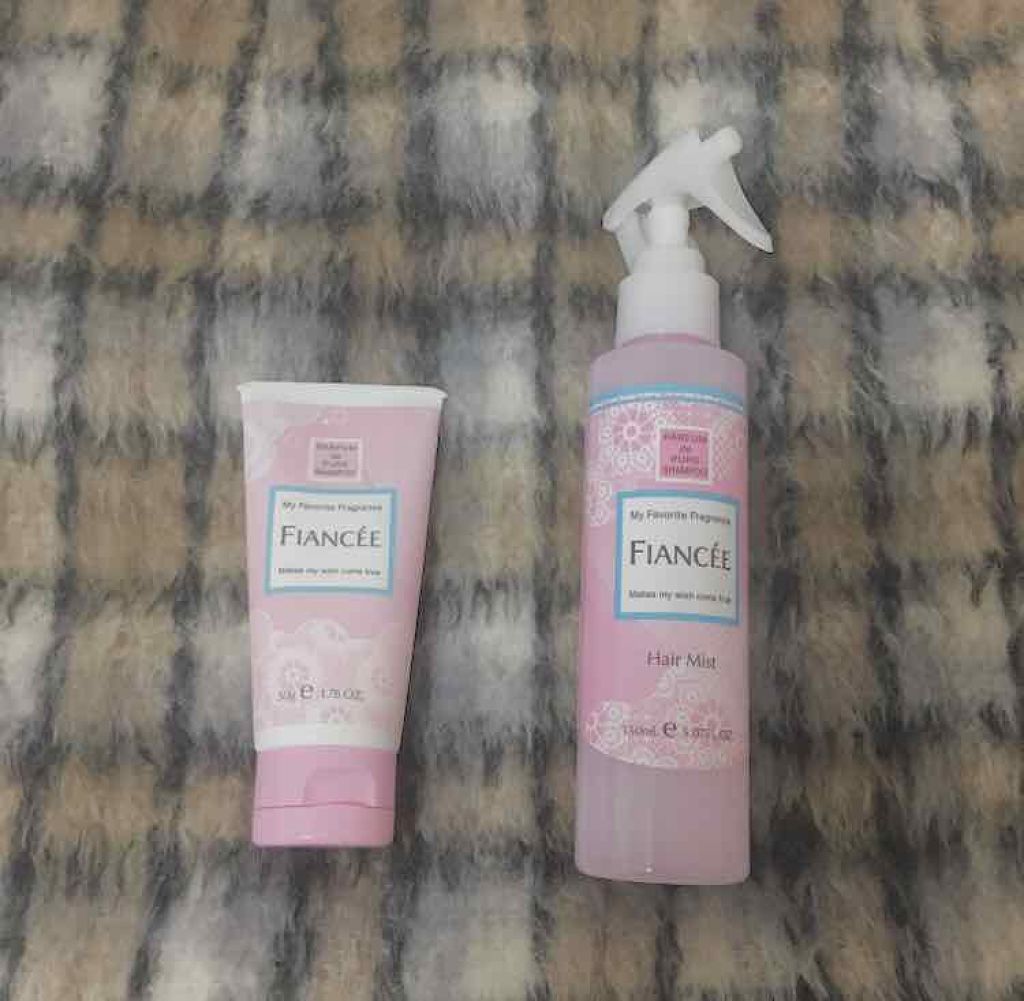 ハンドクリーム ピュアシャンプーの香り/フィアンセ/ハンドクリームを使ったクチコミ（1枚目）