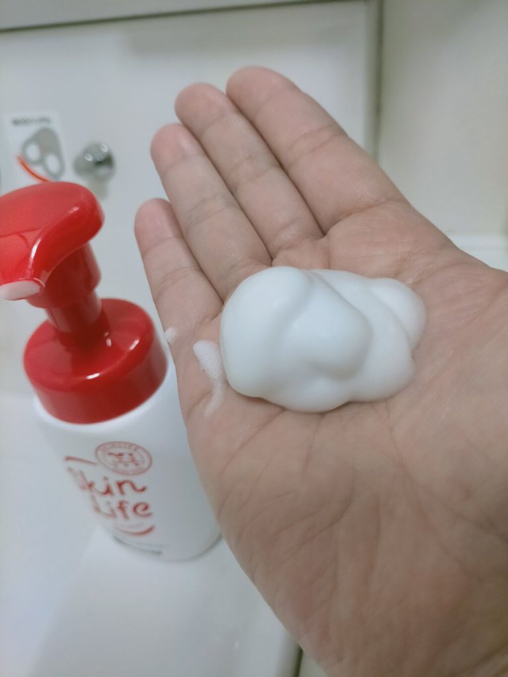 薬用泡のふんわり洗顔/スキンライフ/泡洗顔を使ったクチコミ（2枚目）